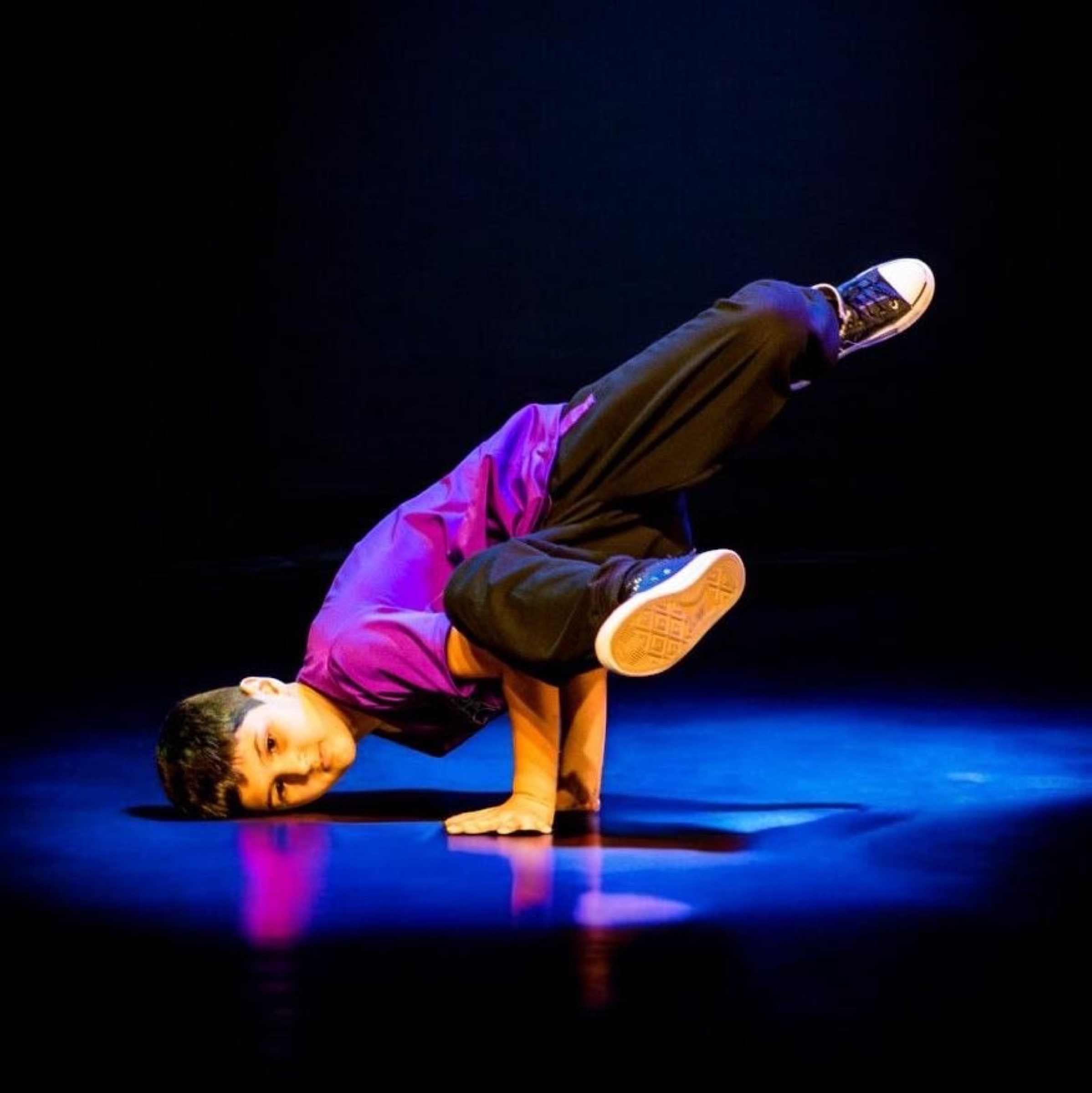 Hip-Hop բեմական ելույթ